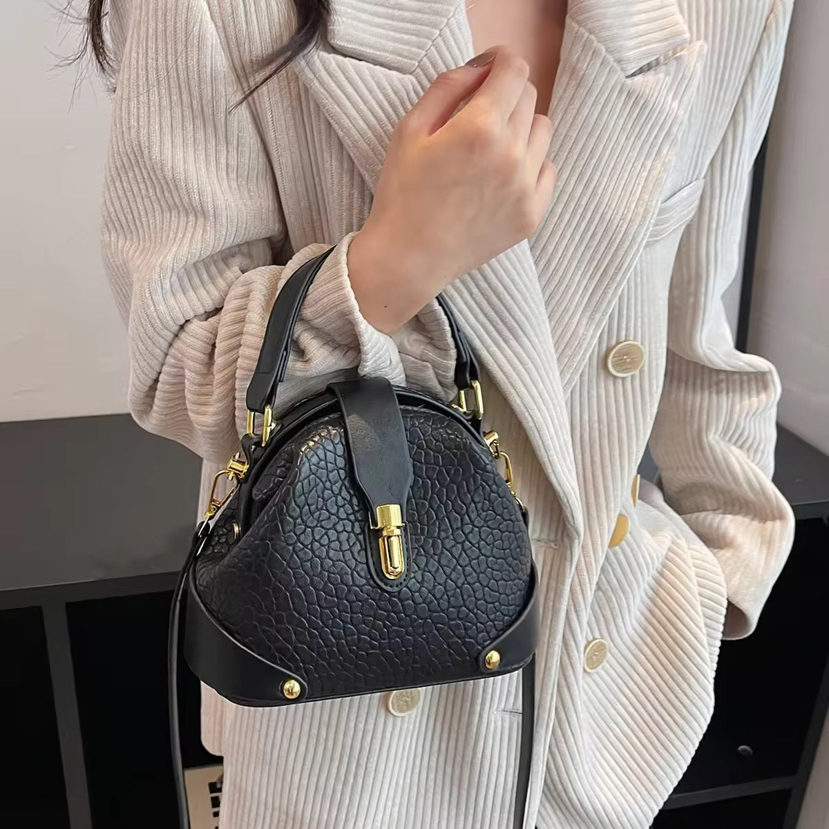 Heritage Everyday sling bag