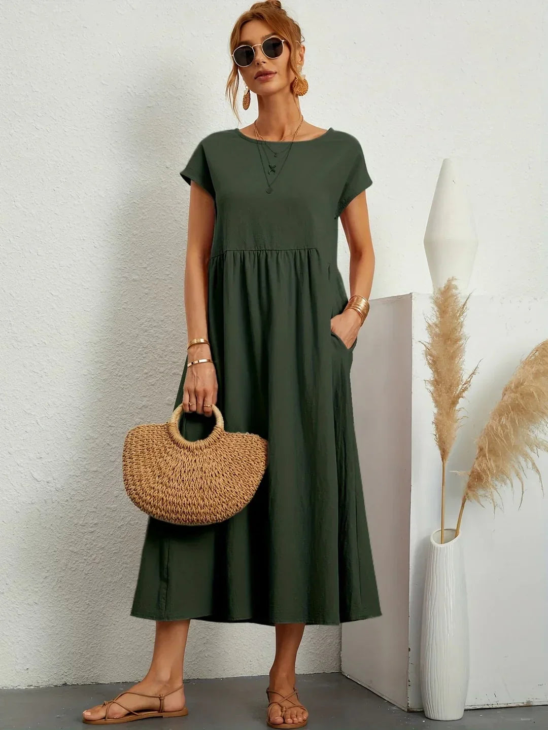 Esme - Elegant Women's Casual Dress