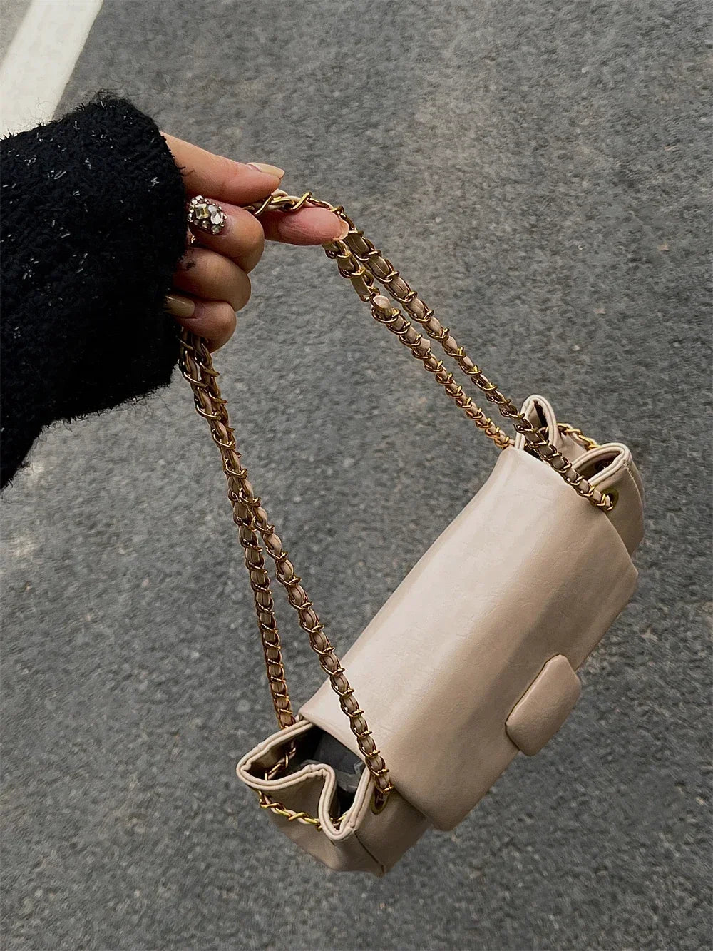 Retro Women's Underarm Shoulder Bags Autumn Winter Texture PU Leather Chains Messenger Bag Korean Elegant All-match Handbags