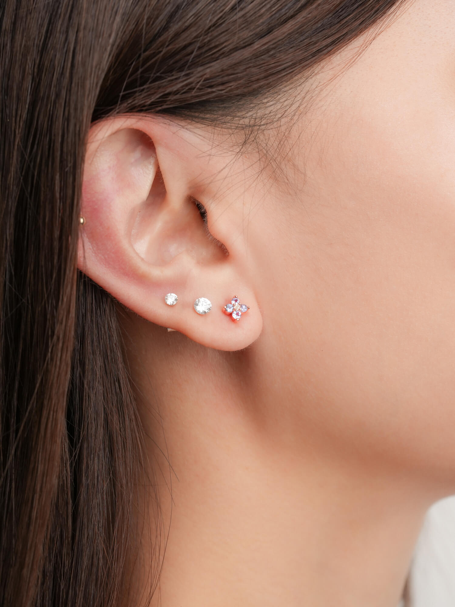 Periwinkle Clover Stud Earrings - Tanzanite