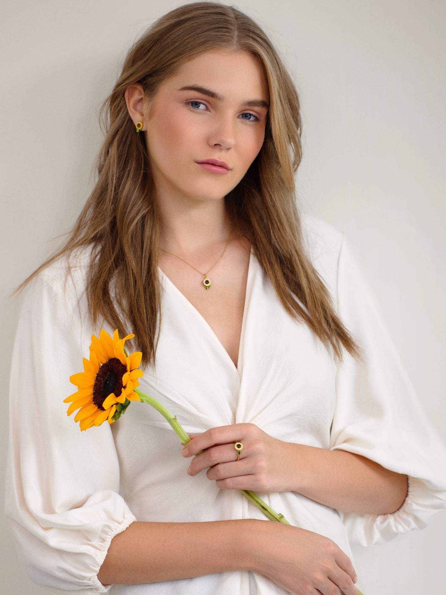 Carved Sunflower Necklace