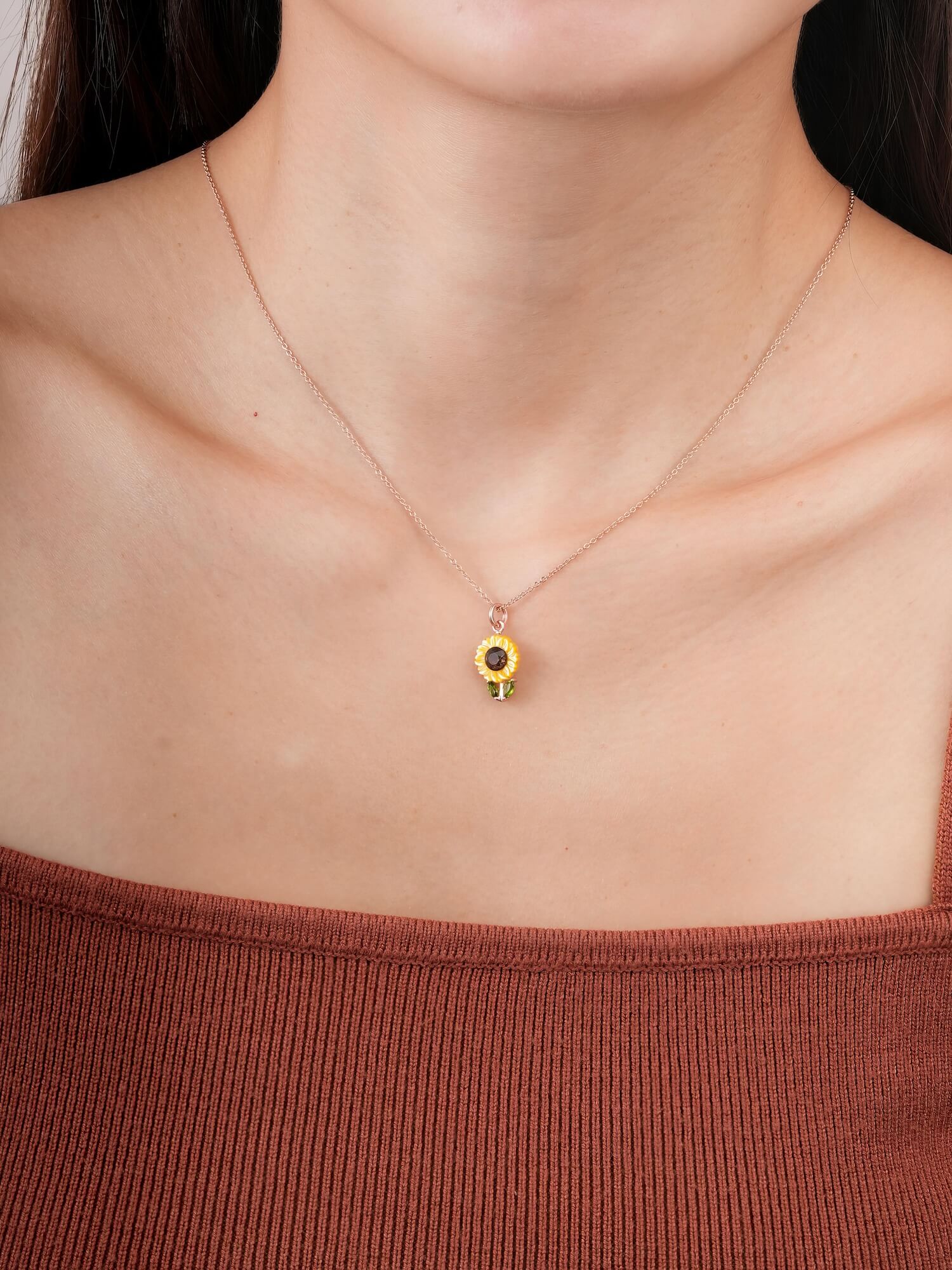 Carved Sunflower Necklace