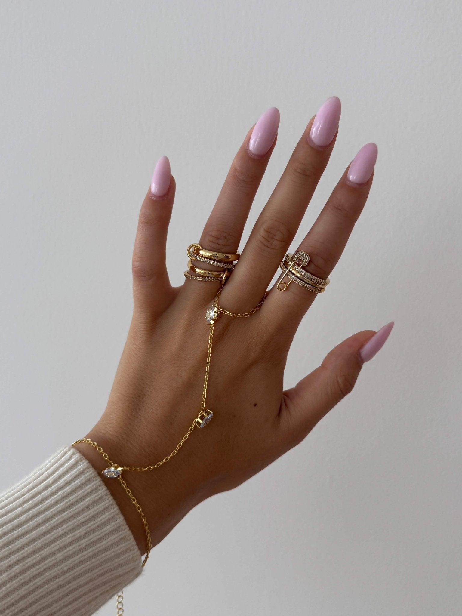 Marquise Zirconia Link Hand Chain