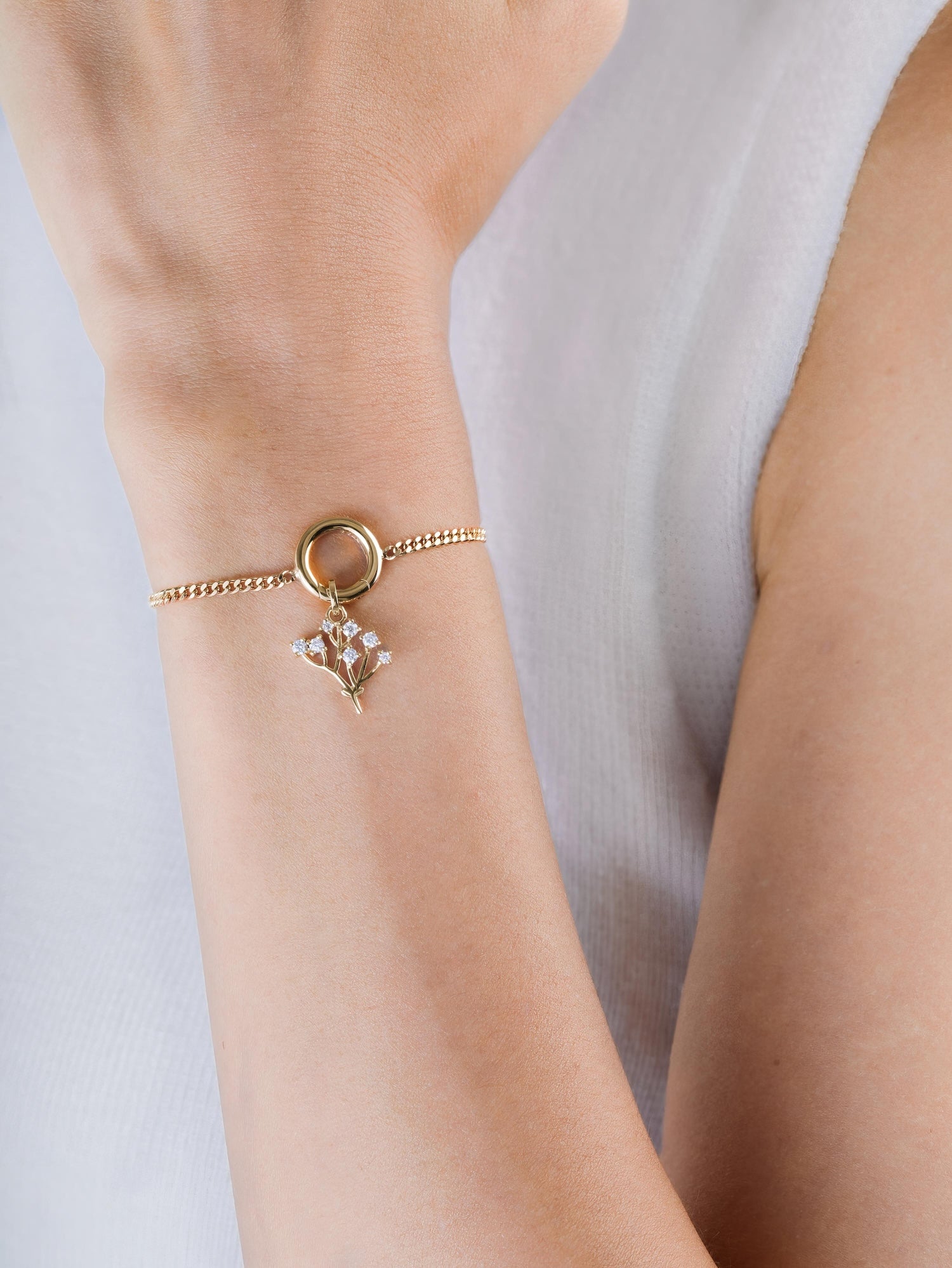 Dainty Curb Chain Charm Bracelet