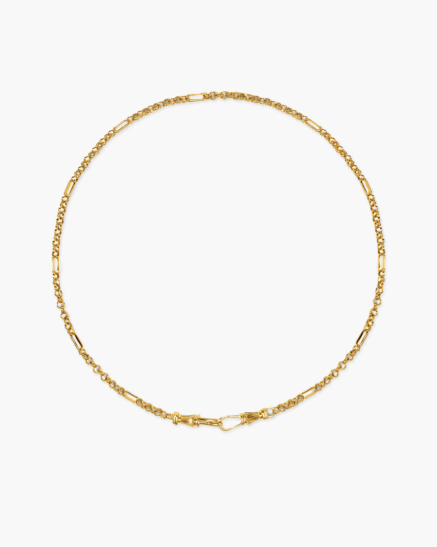 Deco Clasp Chain Necklace in Gold