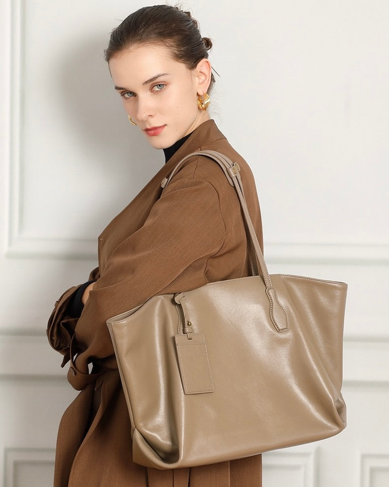 Large Vintage Leather Tote with Signature Luggage Tag