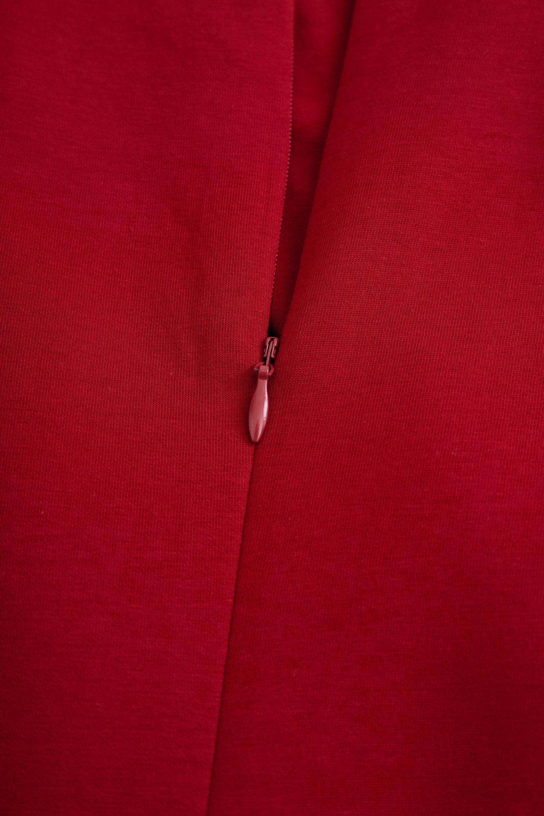 Ruby | Burgundy Sleeveless Midi Dress