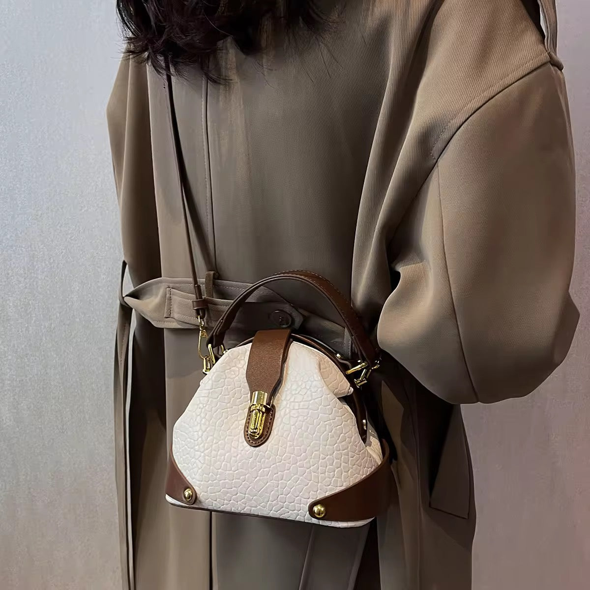 Heritage Everyday sling bag