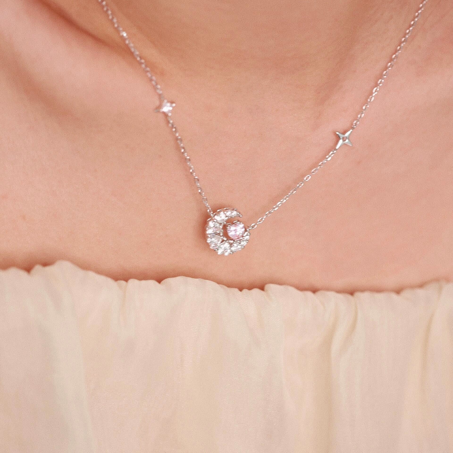 [Limited Edition] Pink Heart Lunar Halo Necklace