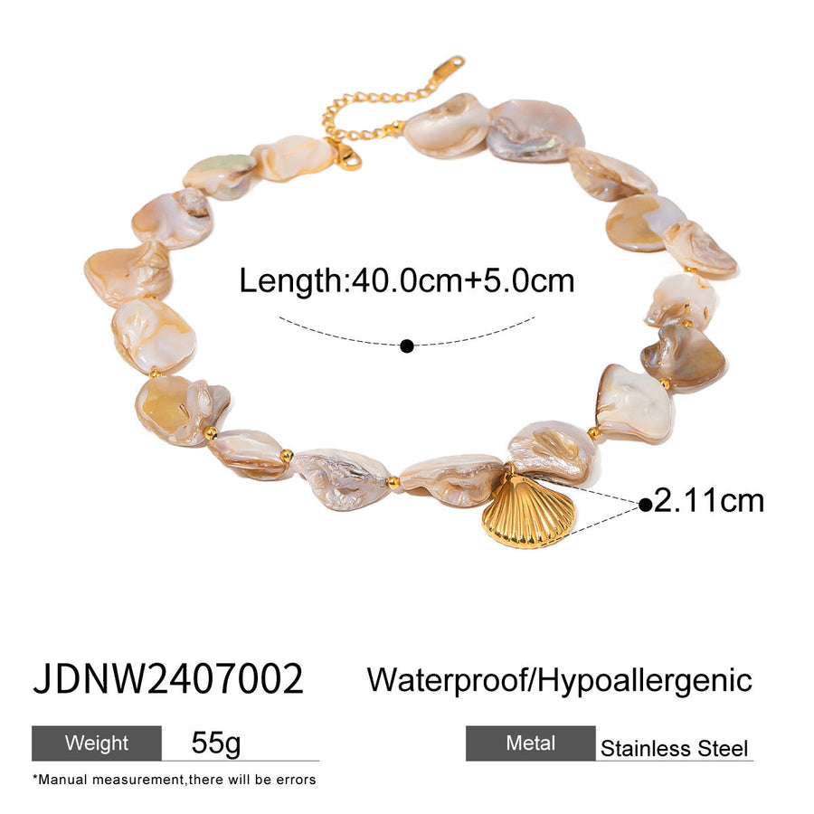 Niche Shell String Pendant Necklace
