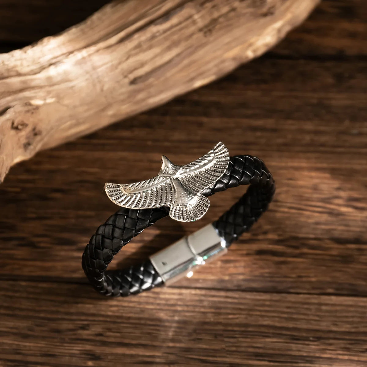 1PCS Fashion Eagle Bracelet for Men Black Leather Hand Band with Magnetic Charm Bracelet Clasp Men's Accessories Gifts
