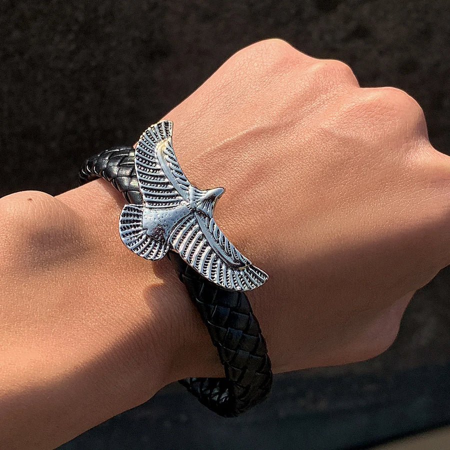 1PCS Fashion Eagle Bracelet for Men Black Leather Hand Band with Magnetic Charm Bracelet Clasp Men's Accessories Gifts
