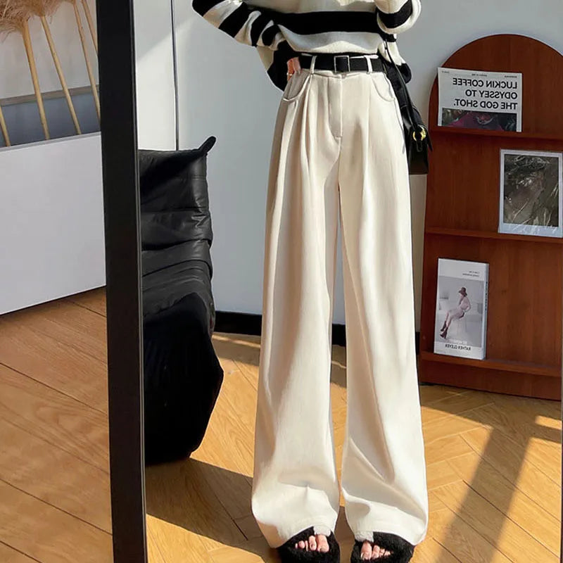 Livianora Corduroy Pants
