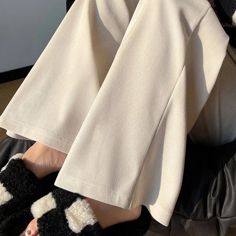 Livianora Corduroy Pants