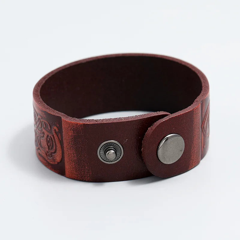 Retro Embossed Totem Pattern Cowhide Leather Wristband Bracelet Handmade Adjustable Bracelet Cowboy Accessories Unisex Jewelry