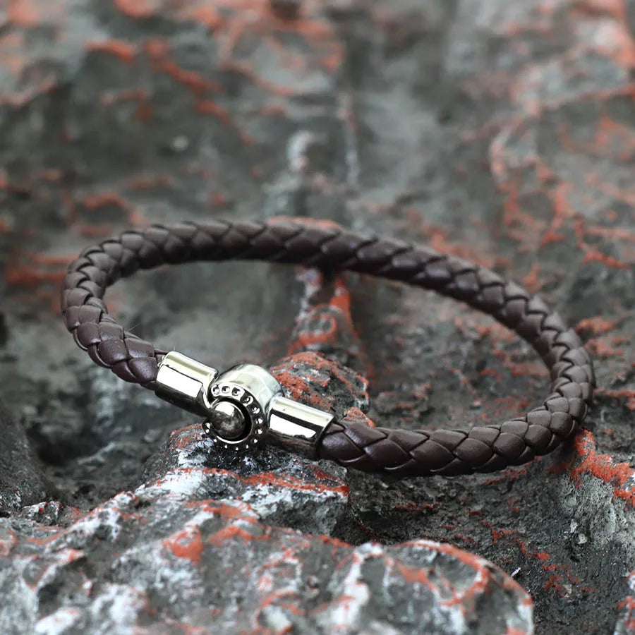 Minimalist Magnetic Leather Bracelet For Men Casual Accessories Customizable Size Black Bangle Pulsera Hombre Hiphop Rock Joias
