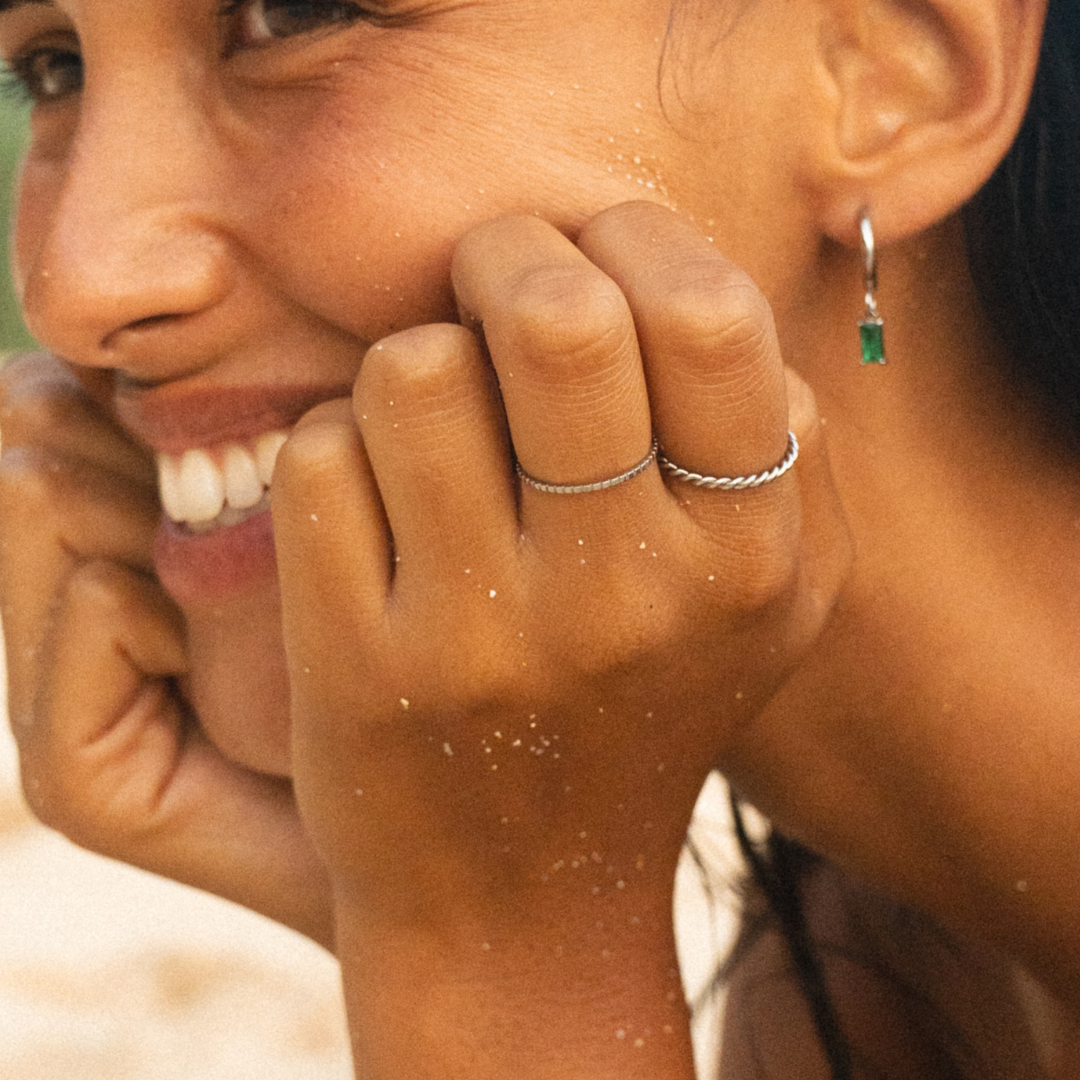 Thin Ring