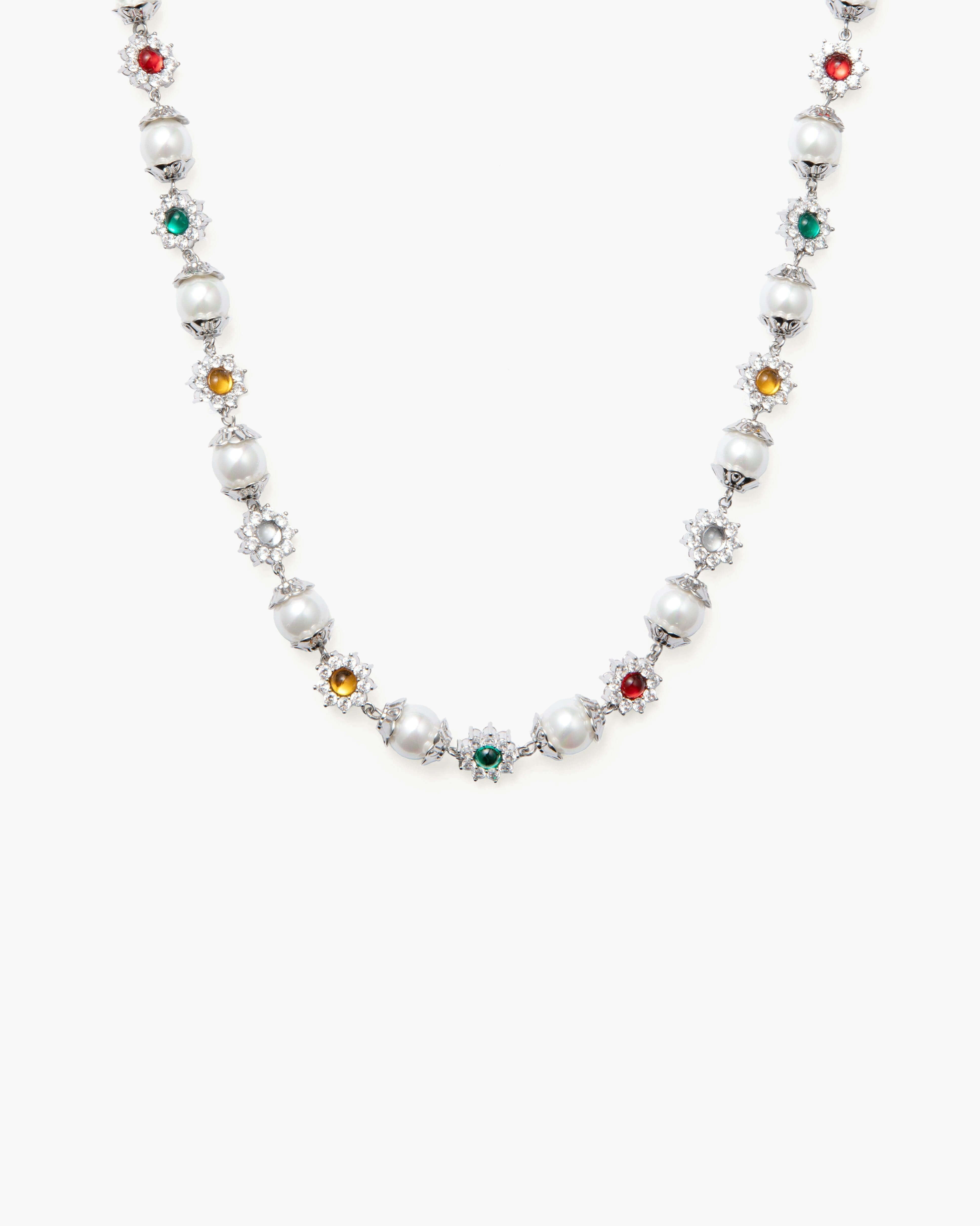 Daisy Pearl Necklace