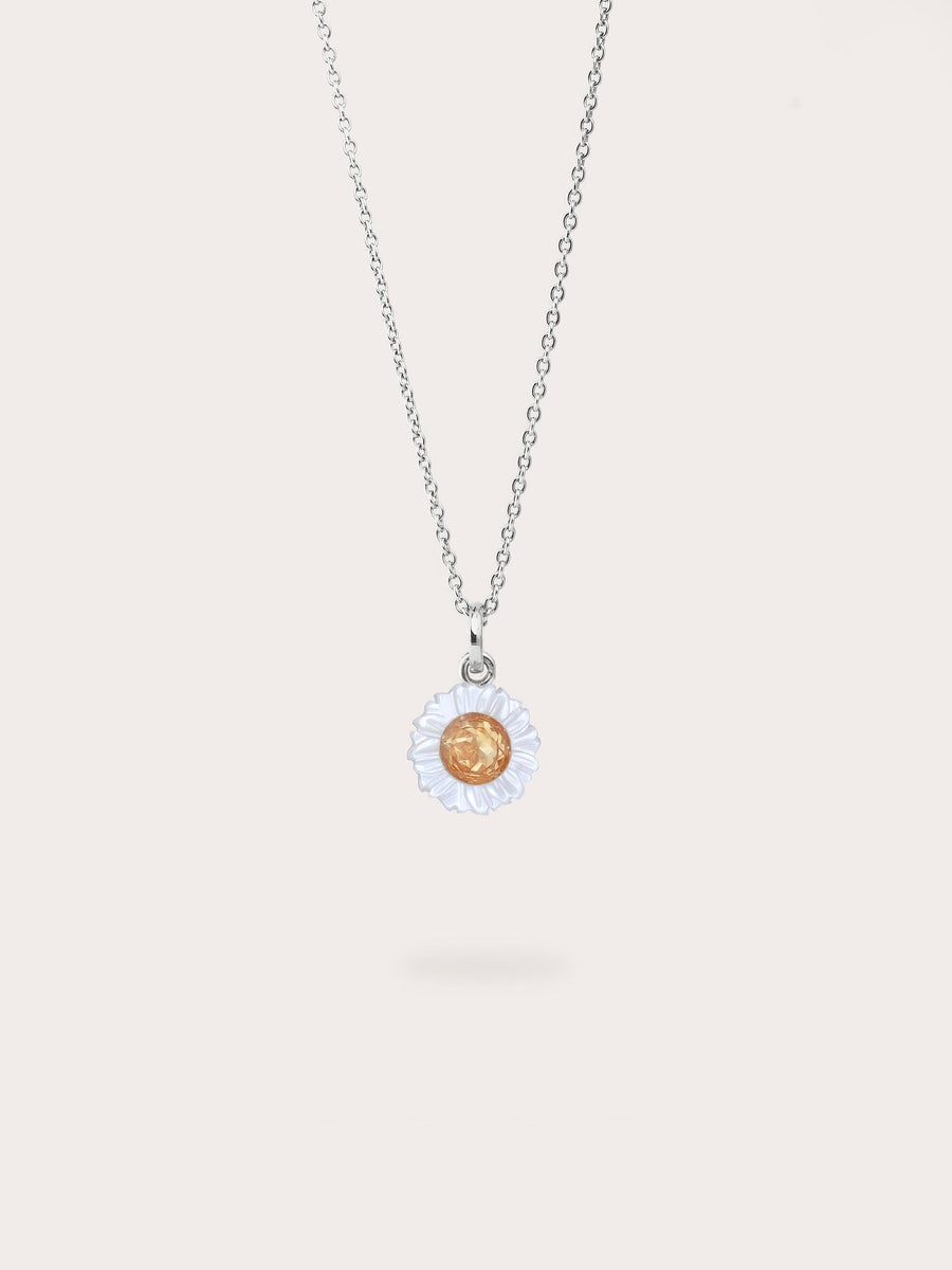 Carved Daisy Necklace