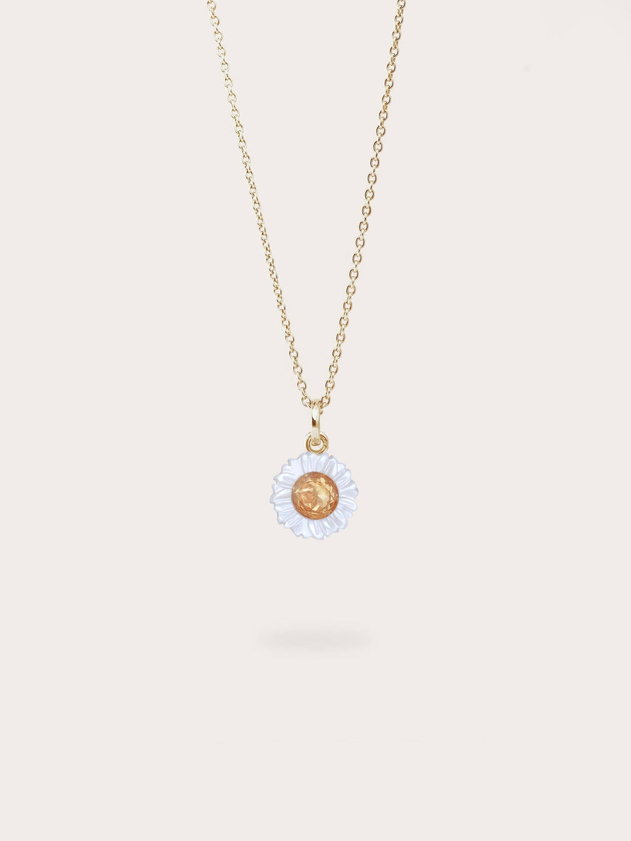 Carved Daisy Necklace