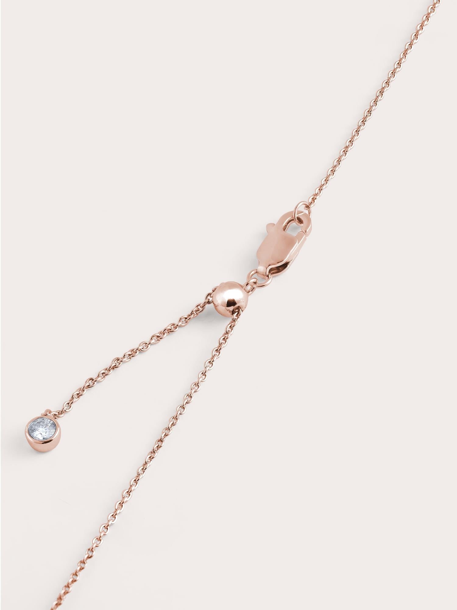 Carved Daisy Necklace