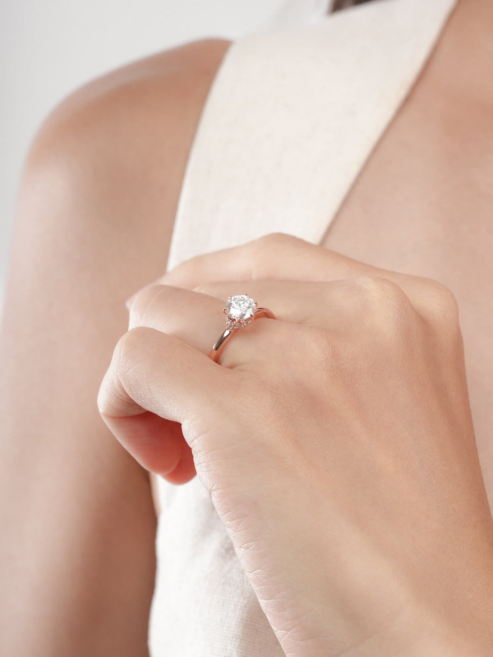 Solitaire Moissanite Arch Ring