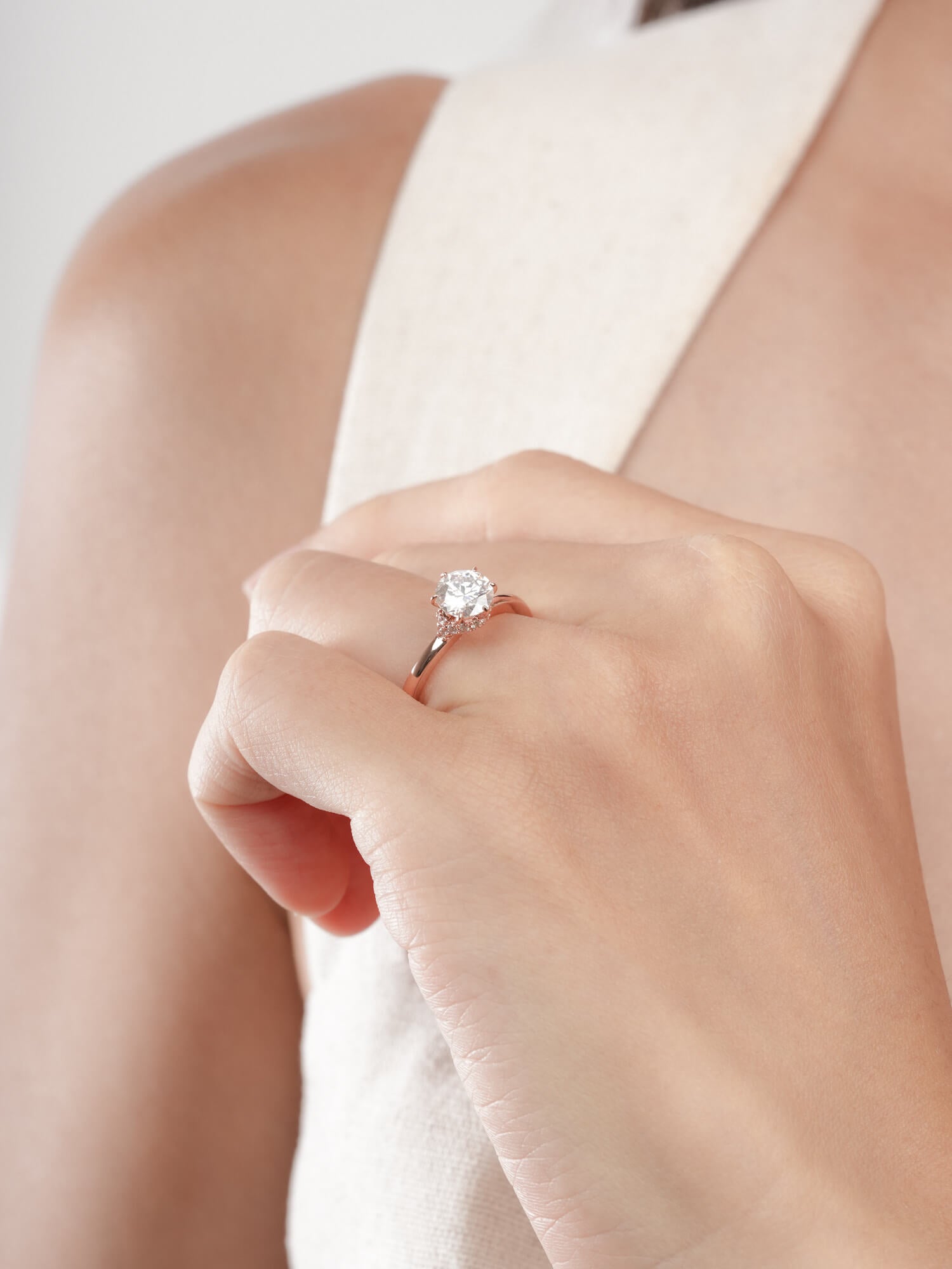 Solitaire Moissanite Arch Ring