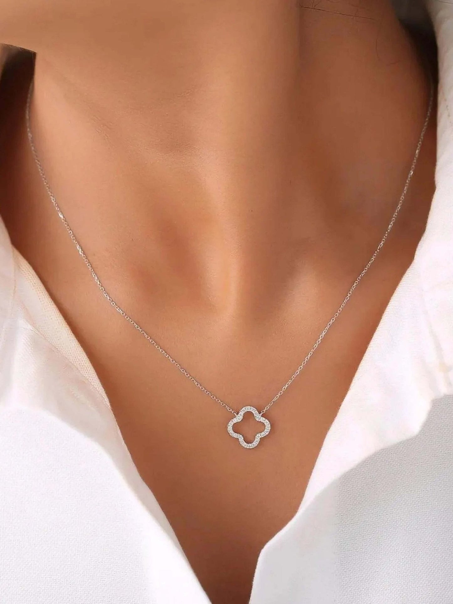 Aurora Clover Zirconia Necklace