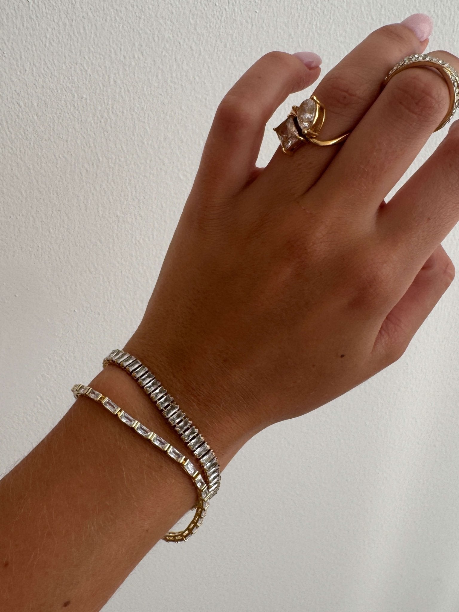 Baguette Cut Zirconia Tennis Bracelet