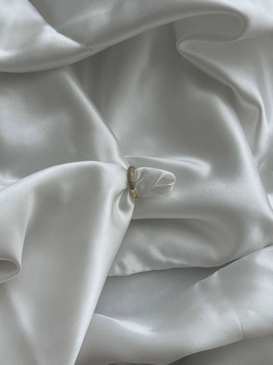 Colette Pavé Sparkling Band Ring