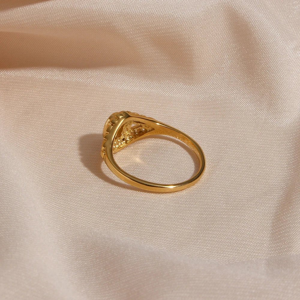 Harper Pearl Ring