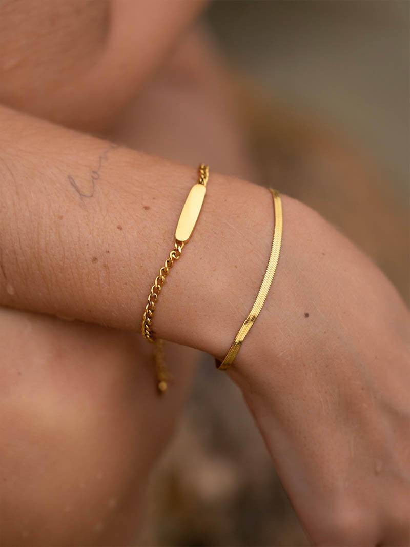 Sleek Chain Bracelet