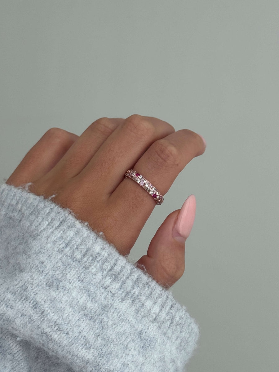Valentina Gradient Rhinestone Band Ring