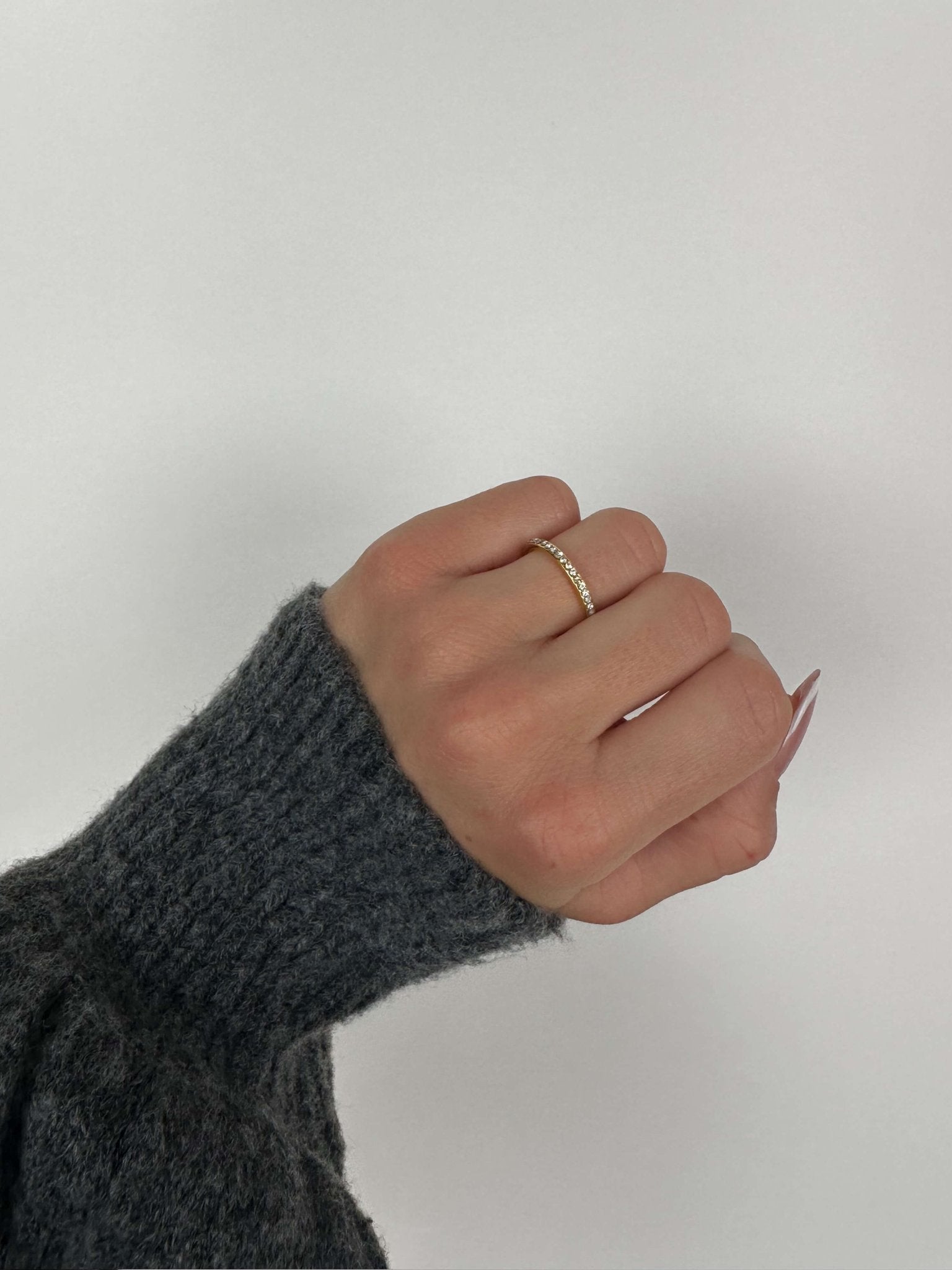 Yalina Slim Pavé Band Ring